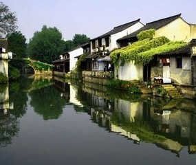 夏日登瀑頂寺，因寄諸知己