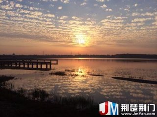 荊門病中雨后書(shū)懷寄幕中知己