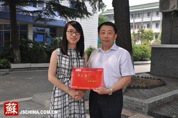 送王大校書