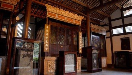 游道林寺四絕亭，觀宋杜詩版