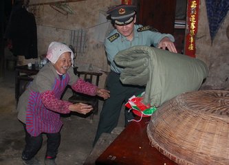 董家園對(duì)雨