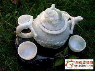 上茶使鄒監(jiān)承必閣