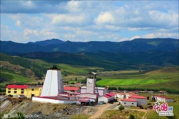 荊門夏日寄洞山節(jié)公