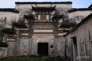 厲屏山祠