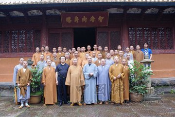 贈僧五首。缽塔院如大師（師年八十三）