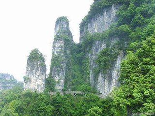 寄題清溪寺?在峽州，鬼谷子之故居?