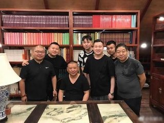 懷廬岳書齋