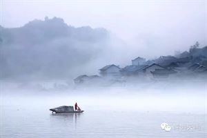 破陣子·小小紅泥院宇