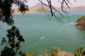 戴帥初九日無憀以滿城風(fēng)雨近重陽為韻七首袖