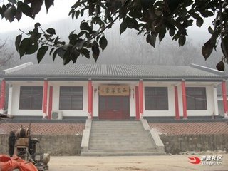 傅欽之學(xué)士濟(jì)源草堂