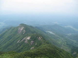 次韻答陳子茂德培