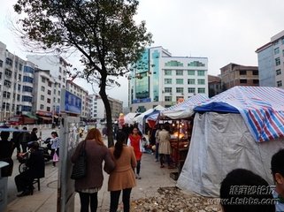 浪淘沙·雨過暮天南