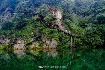 題石潭觀音院用王樞密庶愚丘正宗韻二首